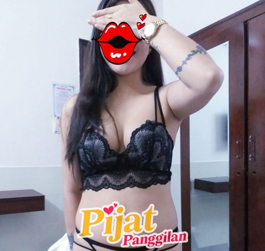  massage plus-plus cewek Dewi